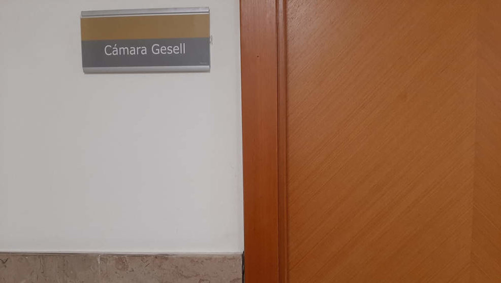 Cámara Gesell, la primera instalada en los juzgados de Cantabria  
