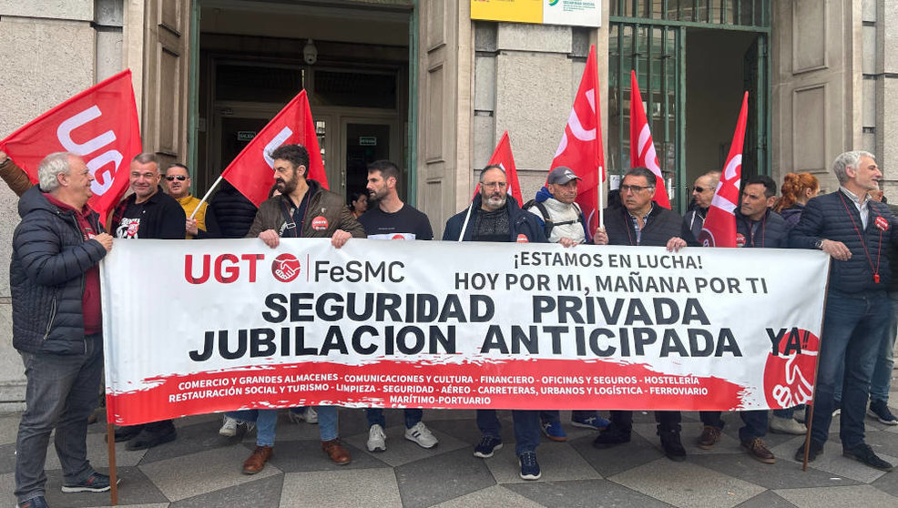 Concentración en Santander para exigir la jubilación anticipada del sector de la seguridad privada