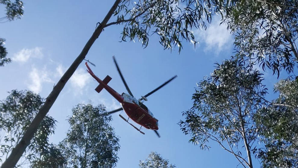 El helicóptero localiza en buen estado a un hombre de 75 años desaparecido en Meruelo 