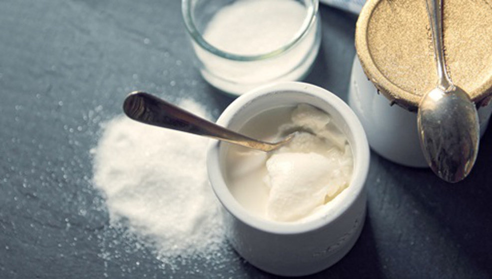 Los yogures contienen más azúcares de los que pensamos