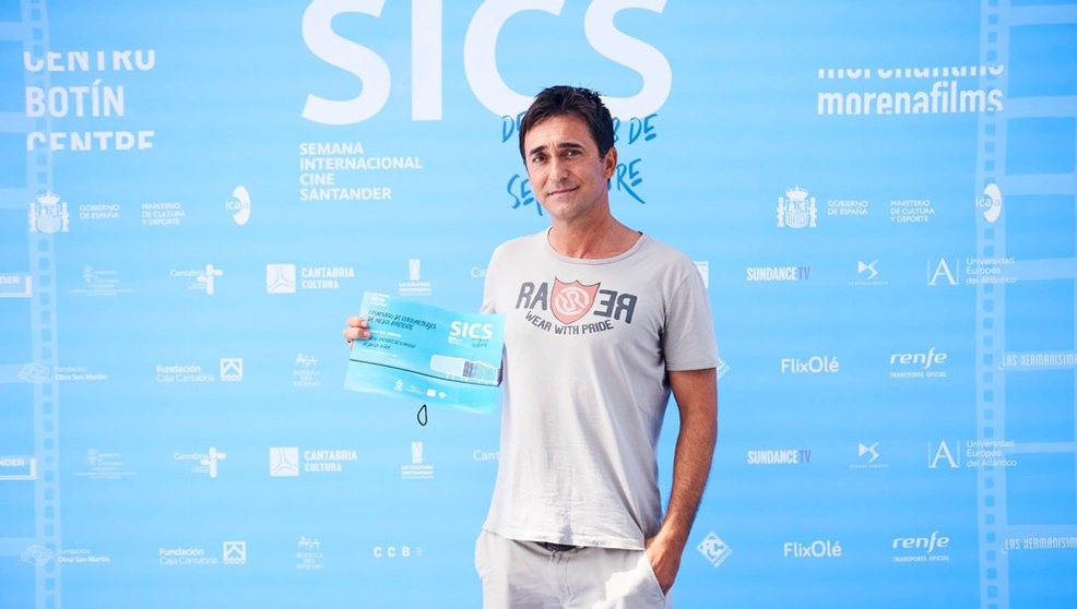 Jacobo Muñoz recoge su premio en la SICS