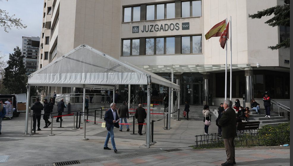 Entrada de los Juzgados de Madrid en Plaza Castilla