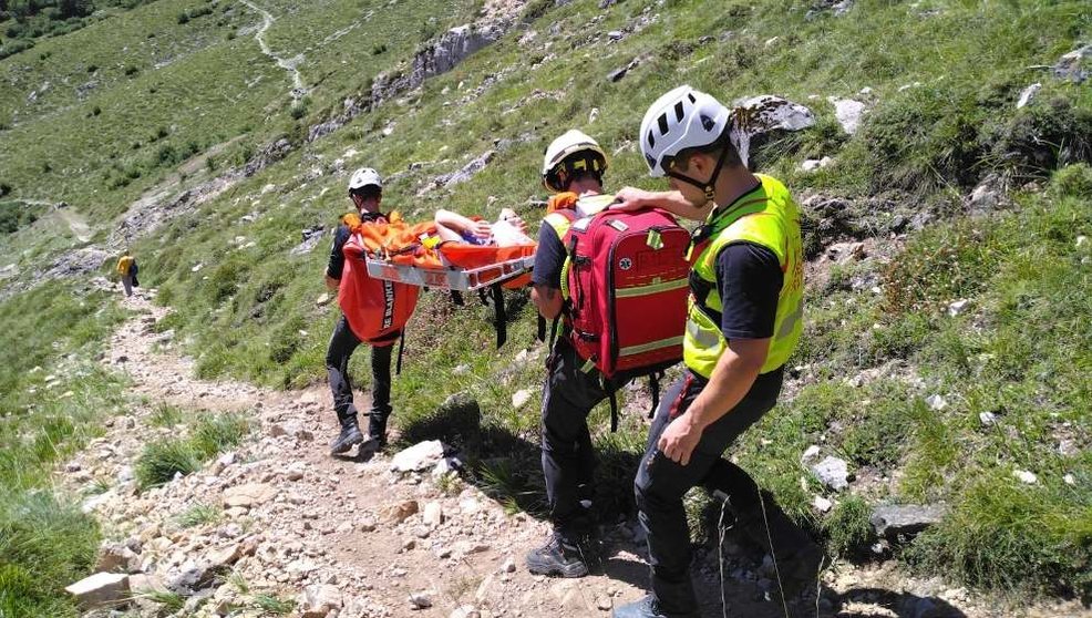 Rescate a una senderista en Fuente Dé | Foto: Bomberos