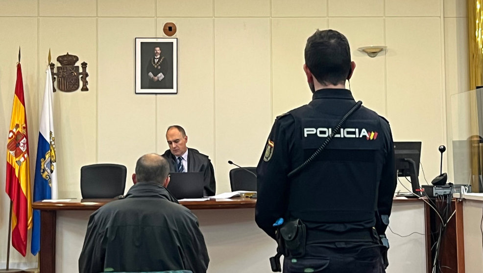 Juicio contra el acusado de matar a su madre de 80 años en Santander 