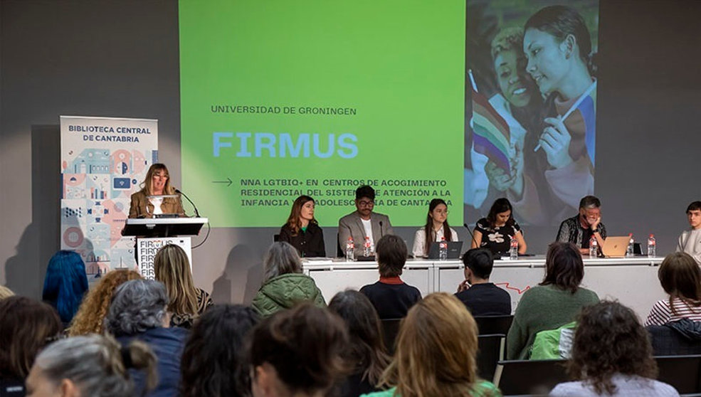 La consejera de Empleo y Políticas Sociales, Eugenia Gómez de Diego, presenta el informe de resultados del PROYECTO FIRMUS.
