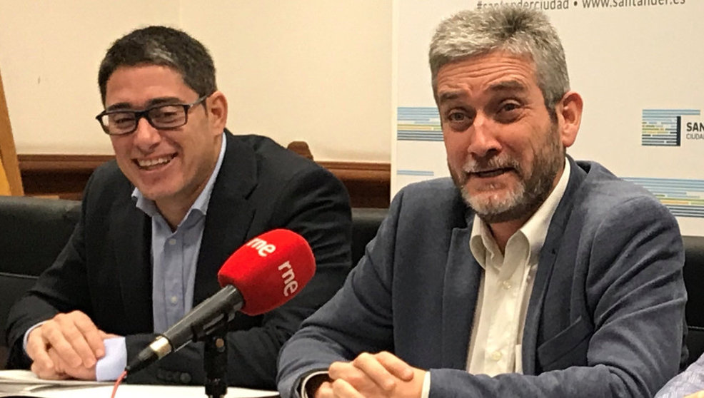 Felipe Pérez Manso junto al candidato de Ciudadanos para la alcaldía de Santander, Javier Ceruti
