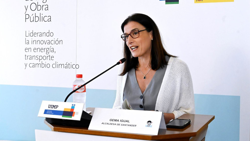 La alcaldesa de Santander, Gema Igual, en el IX Foro Global de Ingeniería y Obra Pública en la UIMP