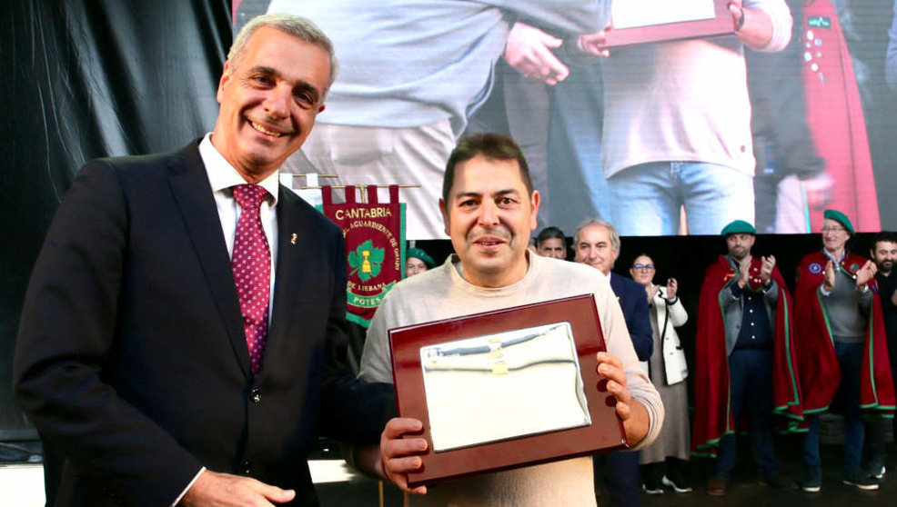 Mariano Camacho gana su sexta Alquitara de Oro al Mejor Orujo del Año