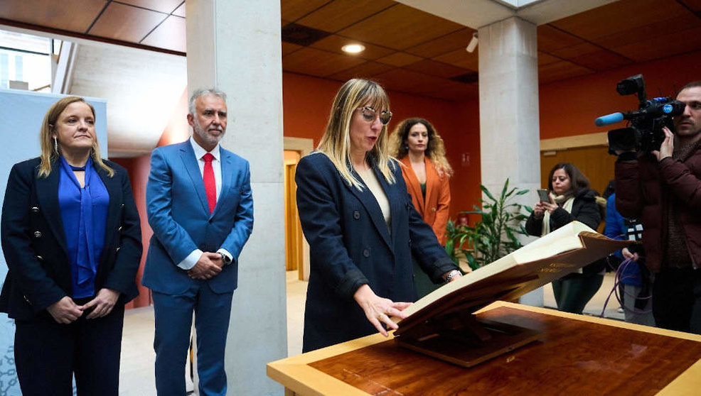 Toma de posesión de Eugenia Gómez de Diego como delegada del Gobierno de España en Cantabria