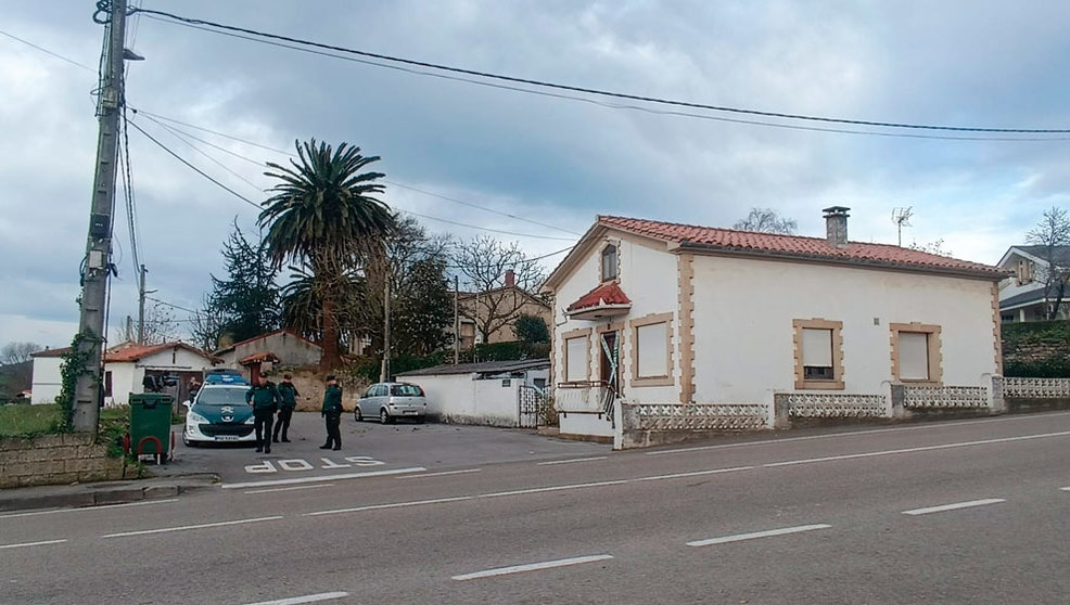 Casa de Hinojedo en la que se ha producido el crimen | Foto: edc